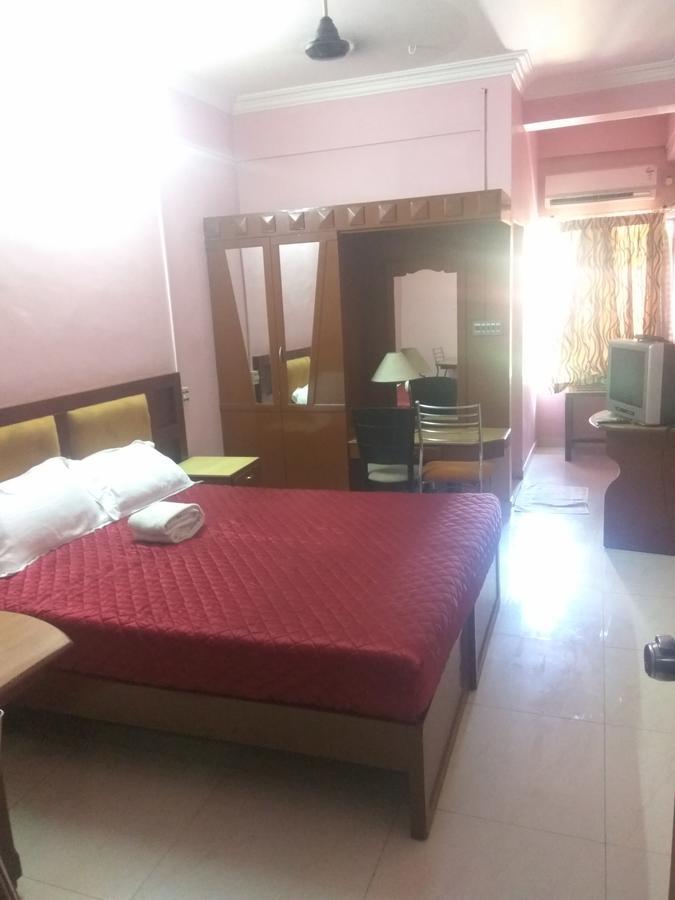 Hotel Malika Residency Ettumanoor Екстериор снимка